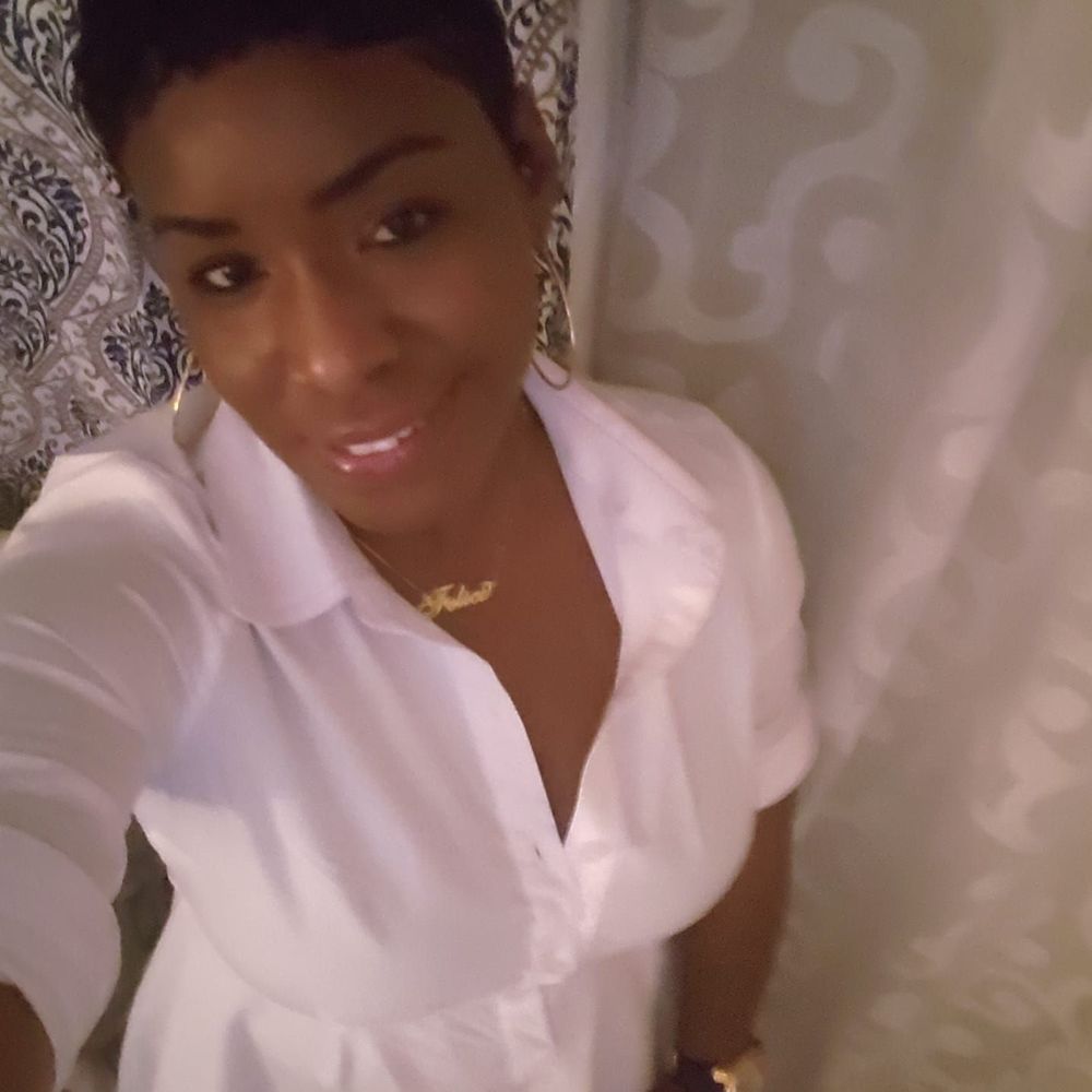 Meet your Posher, Tonya